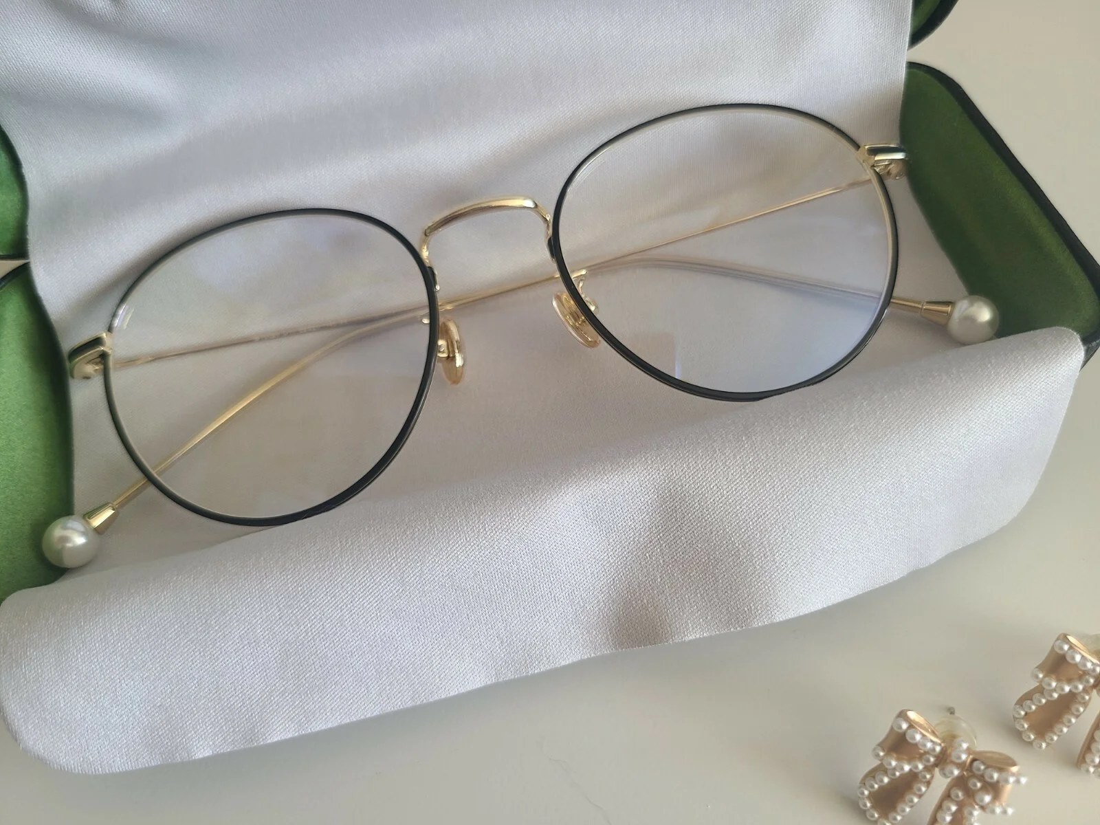Black and Gold Titanium Blue light filter Eyeglasses for Women 2